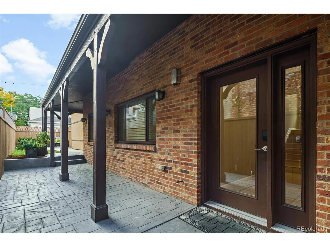 Photo of 545 Jackson St