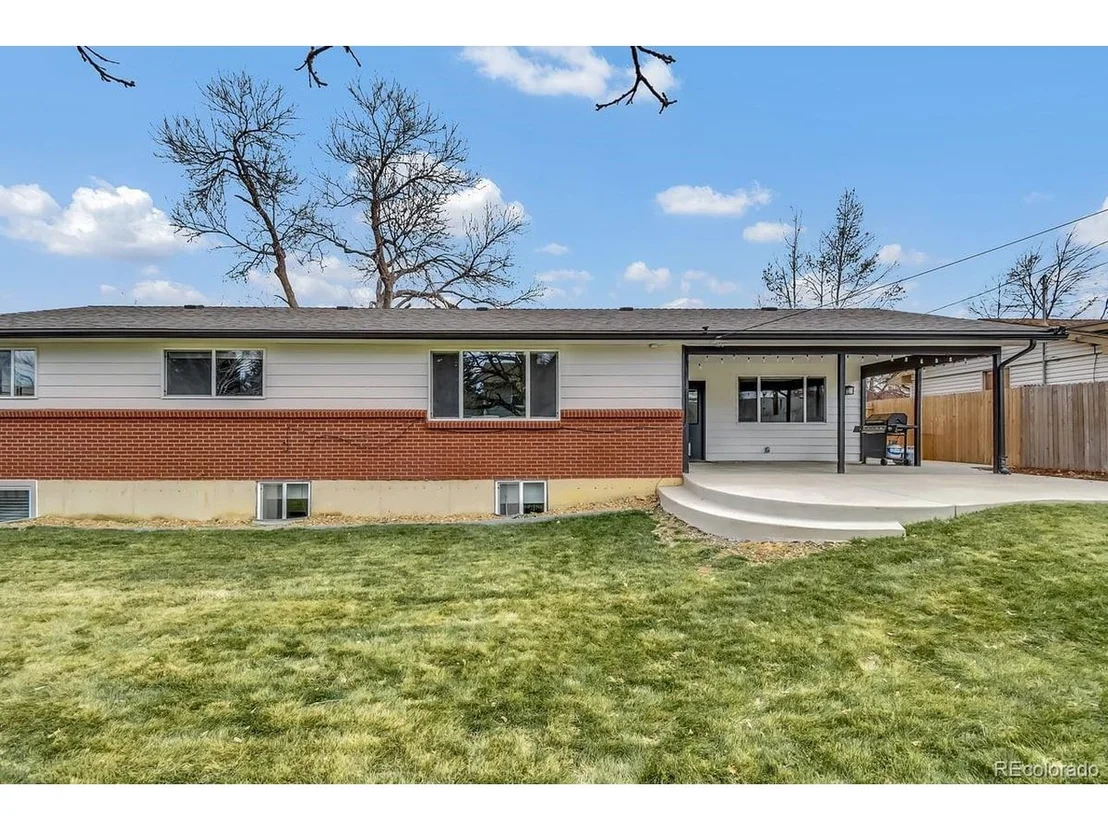 Photo of 925 Emerald St