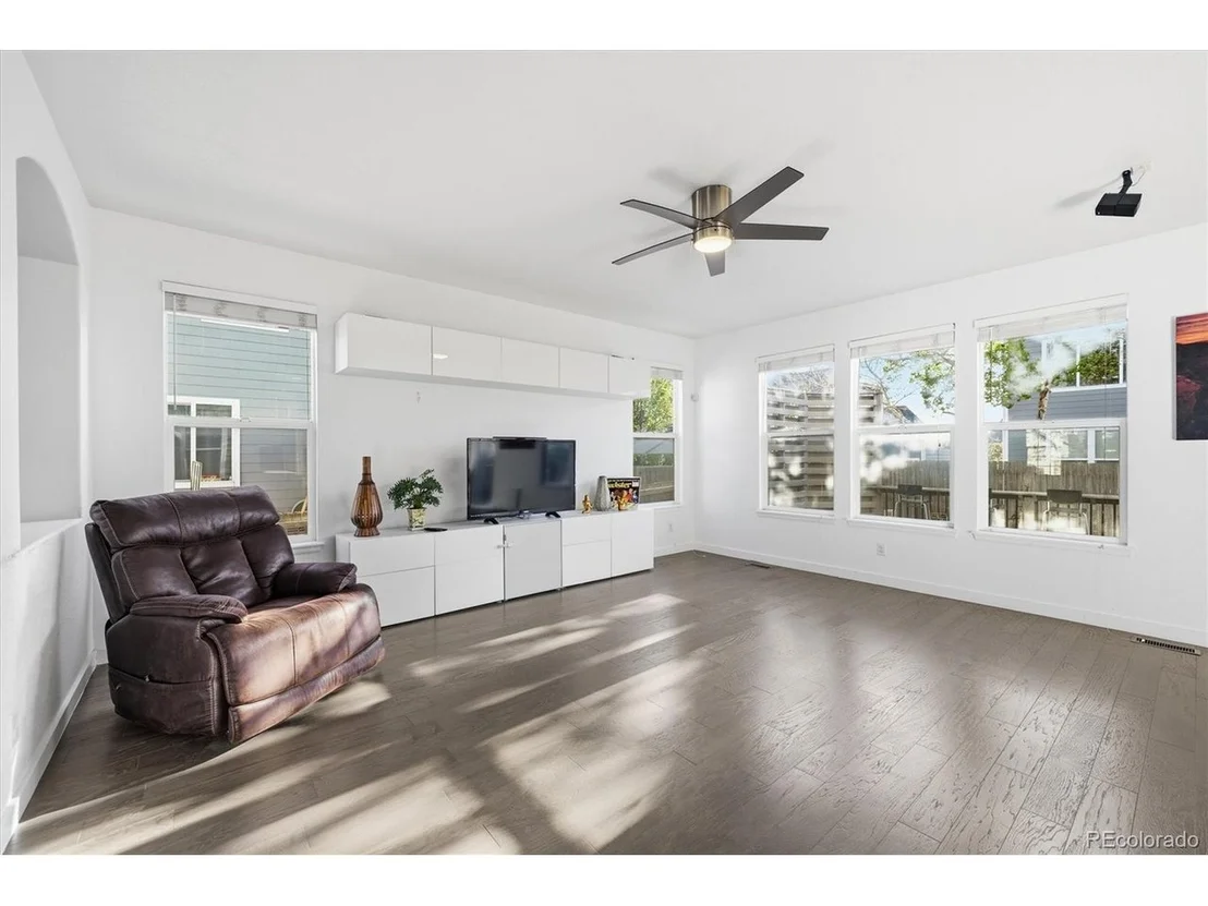 Photo of 337 Mt Eolus St