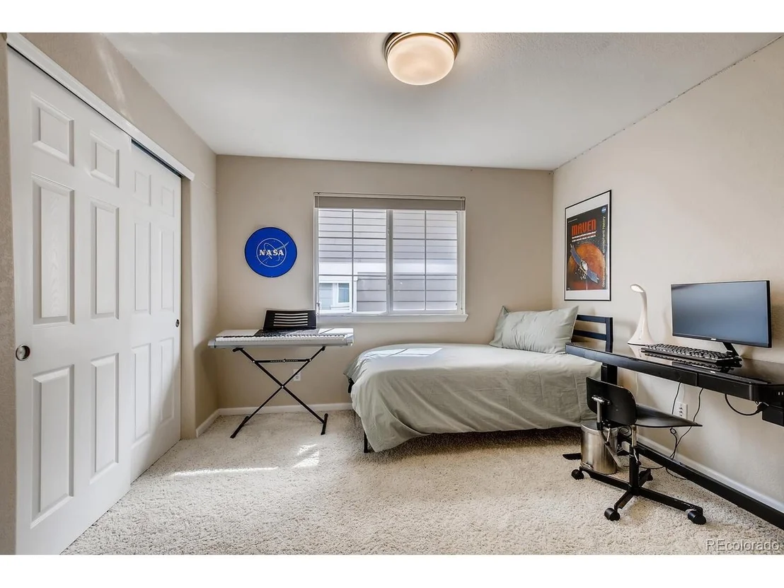 Photo of 10551 Laurelglen Cir
