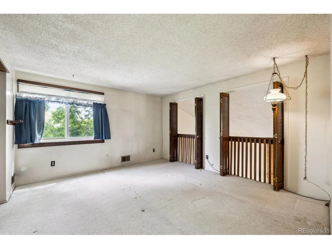 Photo of 8552 Gray Ct