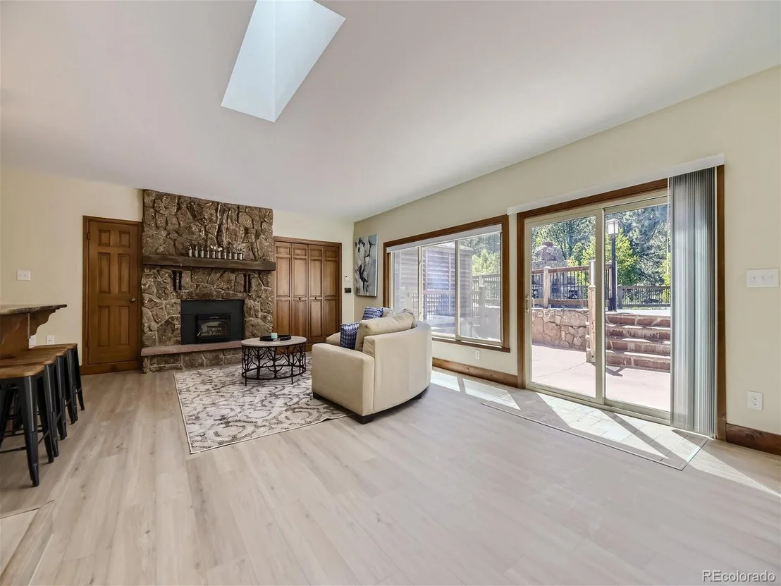 Photo of 34990 Lower Aspen Ln