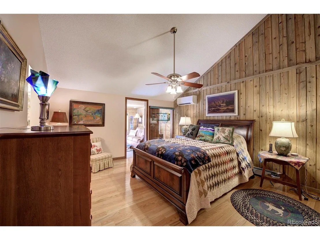 Photo of 25178 Stanley Park Rd