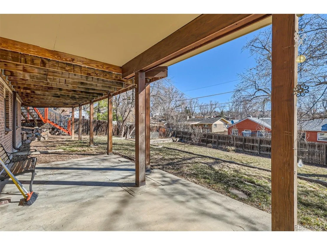 Photo of 6534 Field St
