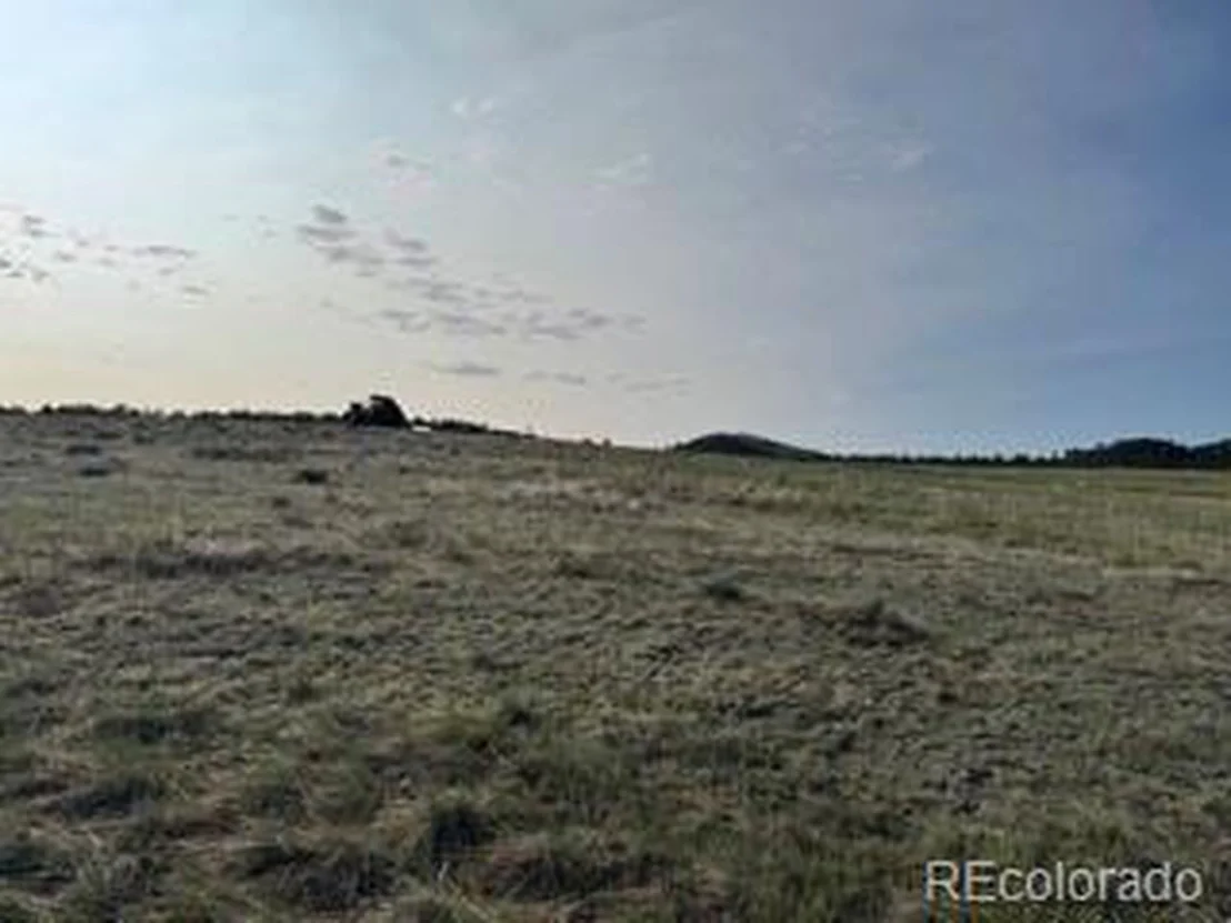 Photo of 464 Burroback Ct