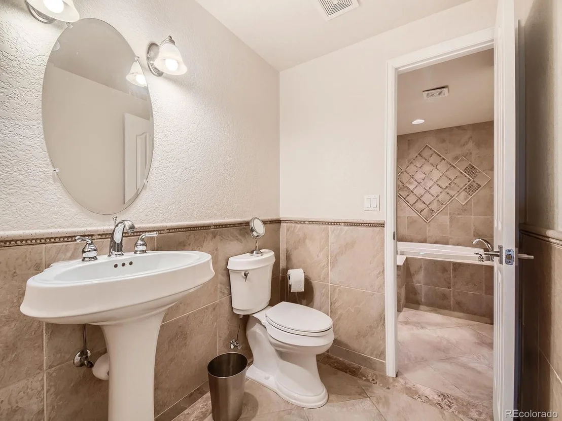 Photo of 21126 Saddleback Cir