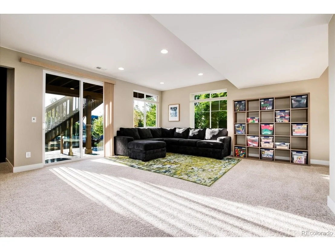 Photo of 10253 Kenneth Dr