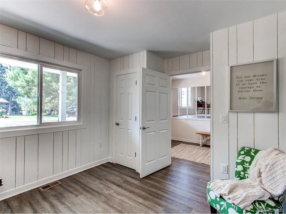 Photo of 6124 Powell Rd