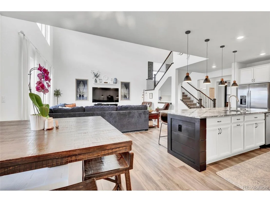 Photo of 1210 Horsetail Loop