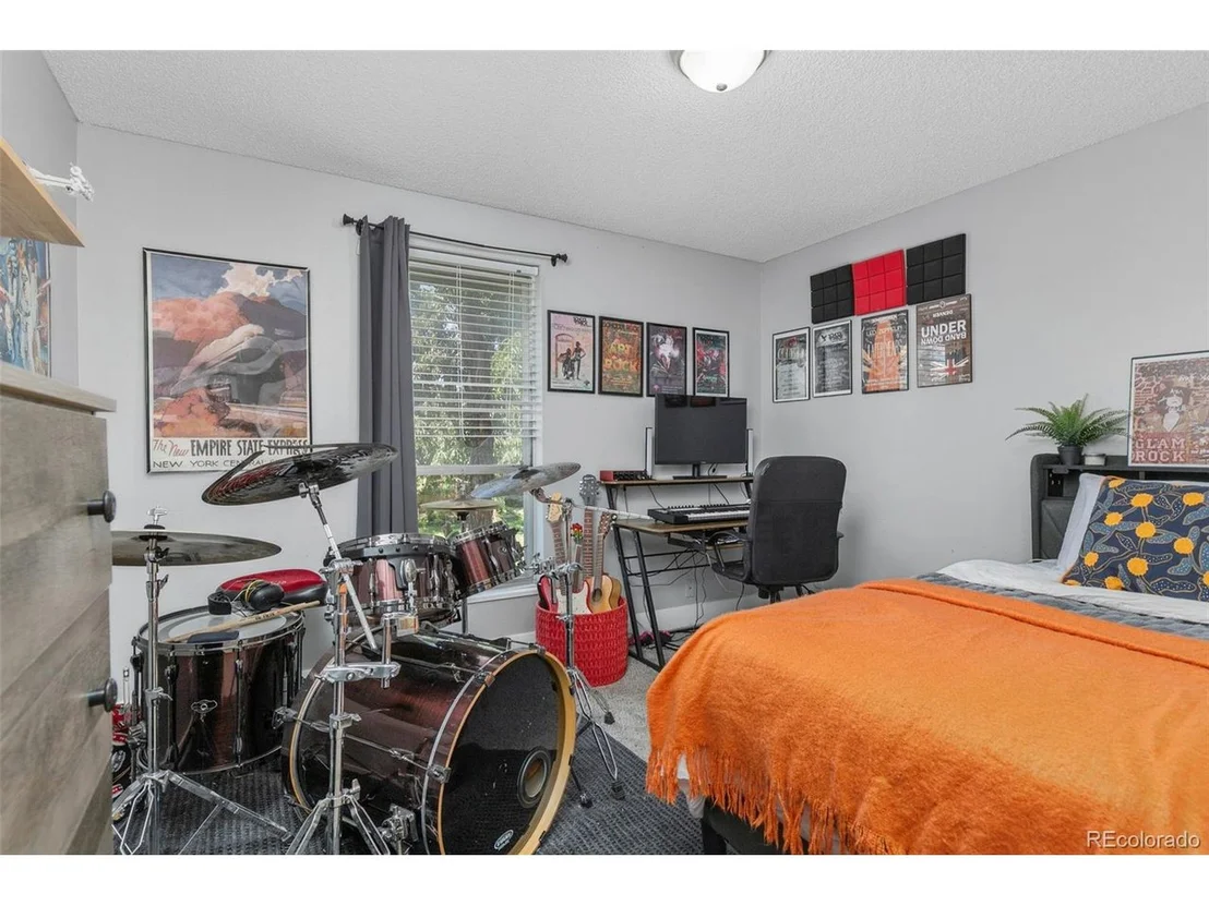 Photo of 5265 Scranton Ct