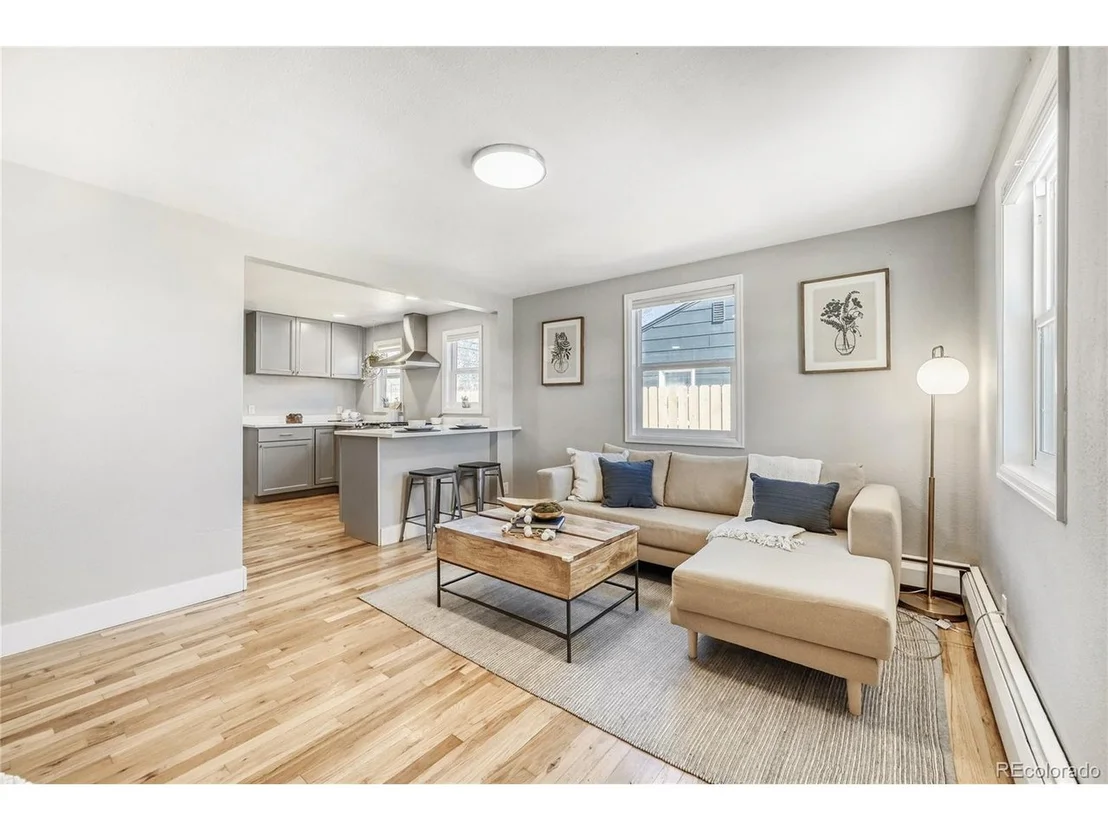 Photo of 6865 W 55th Pl