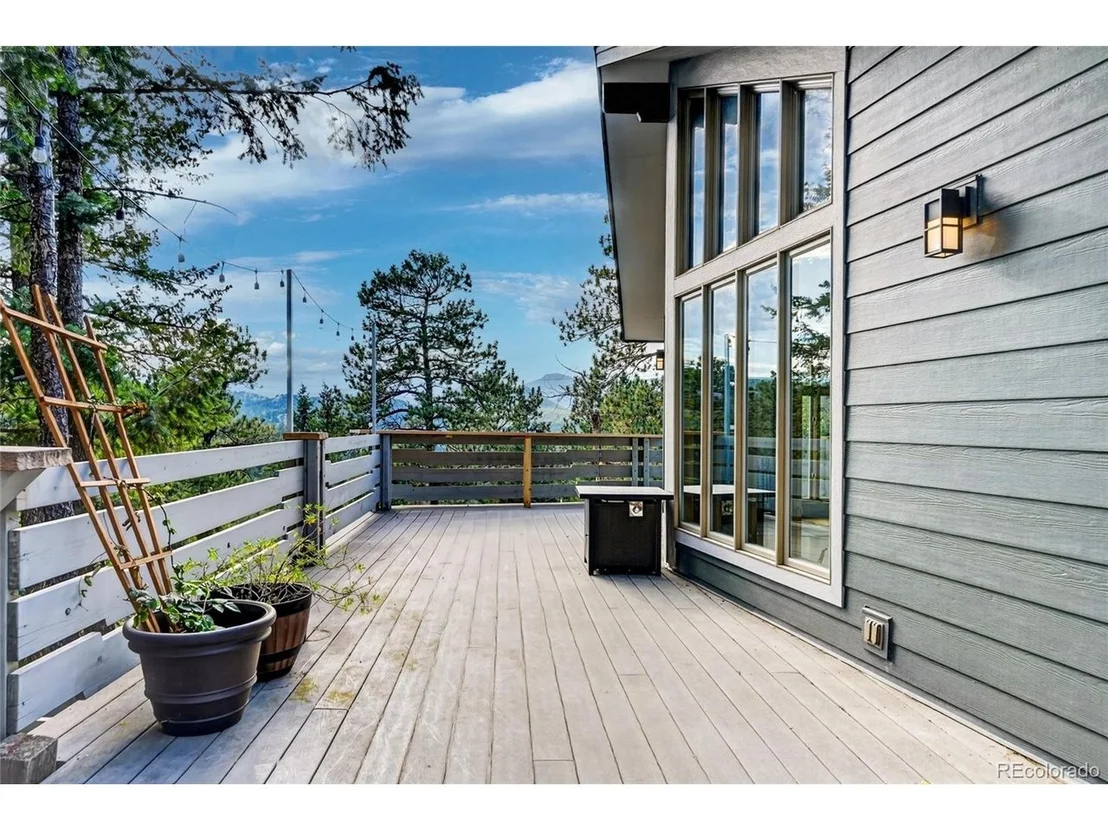 Photo of 4620 Hilltop Rd