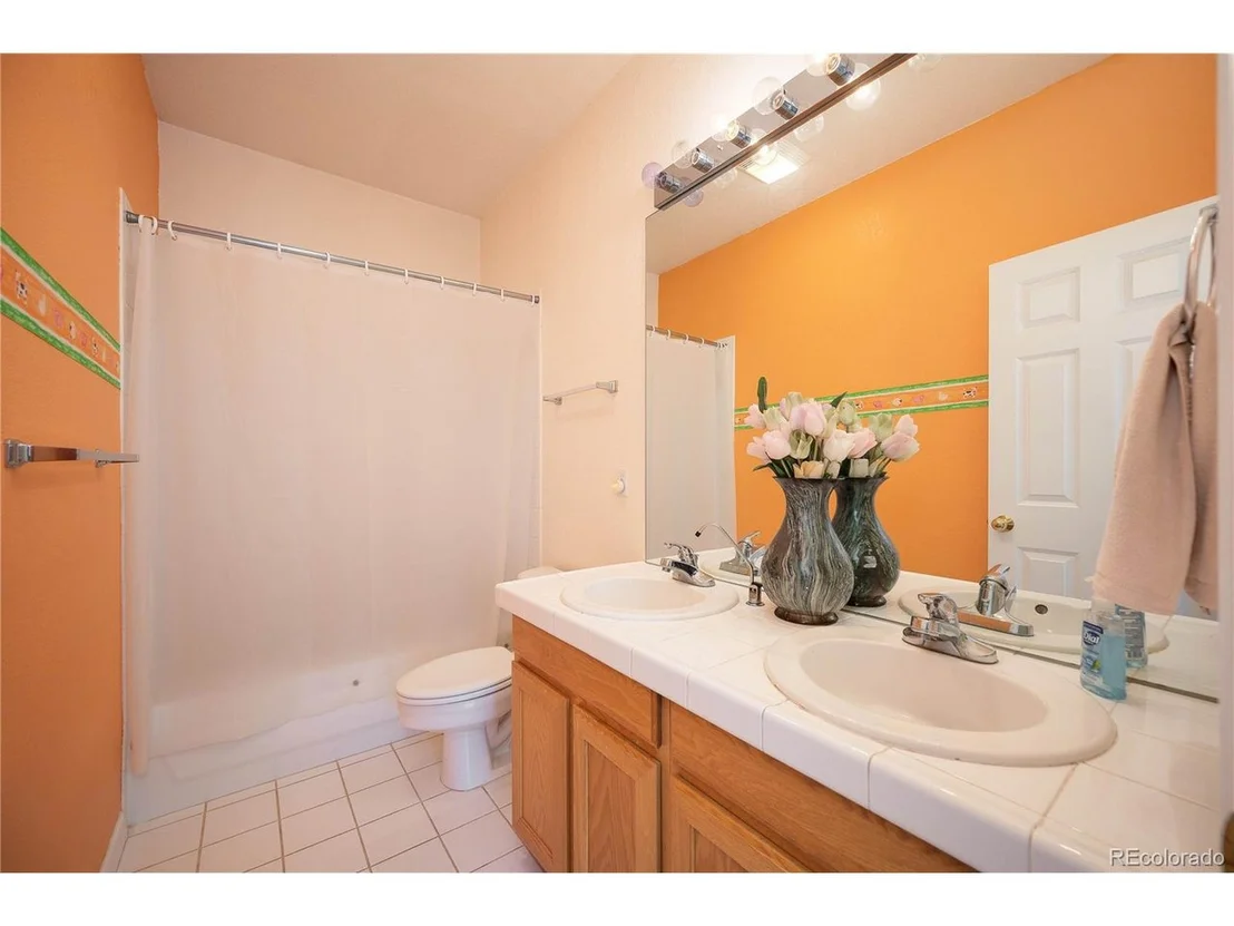 Photo of 6935 Sprucedale Park Way
