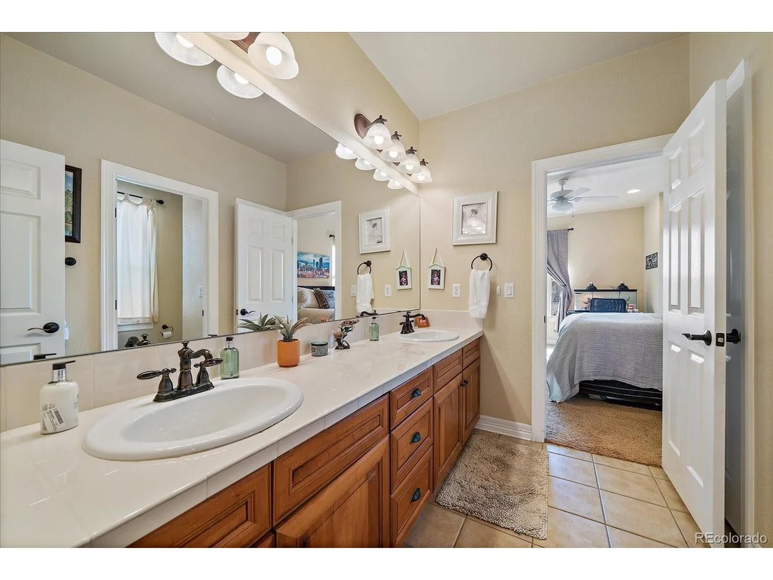 Photo of 13992 Pinehurst Cir