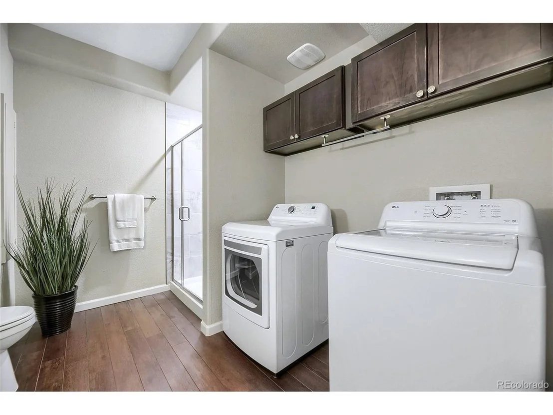 Photo of 5462 Fullerton Cir