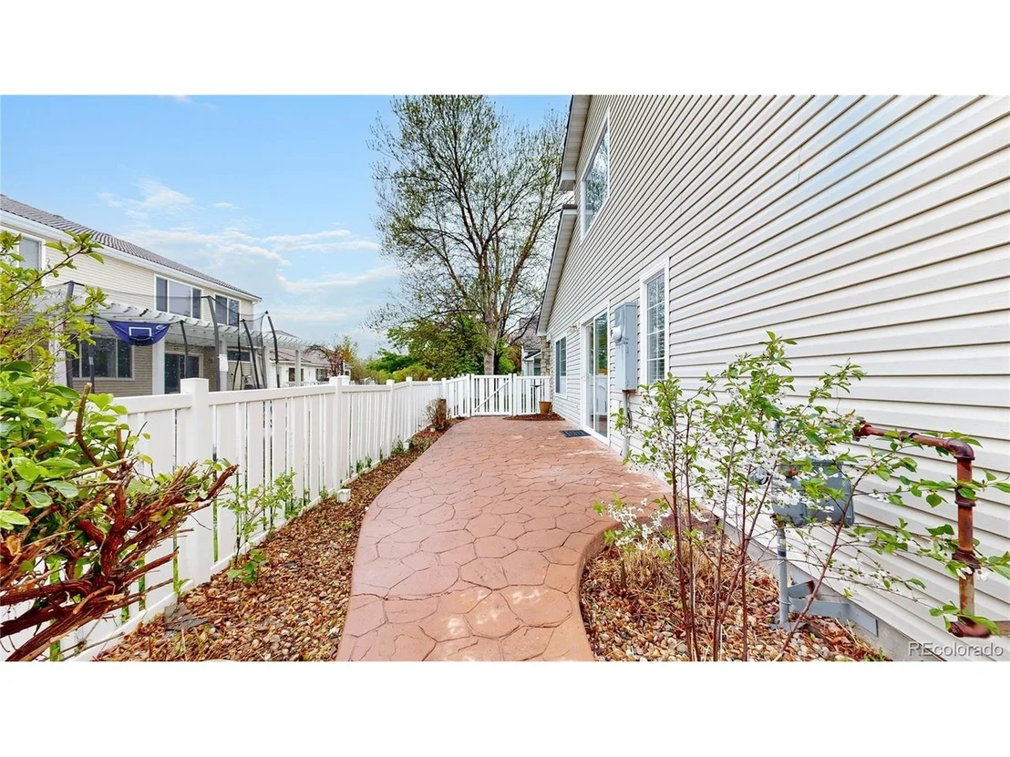 Photo of 11738 Zenobia Loop