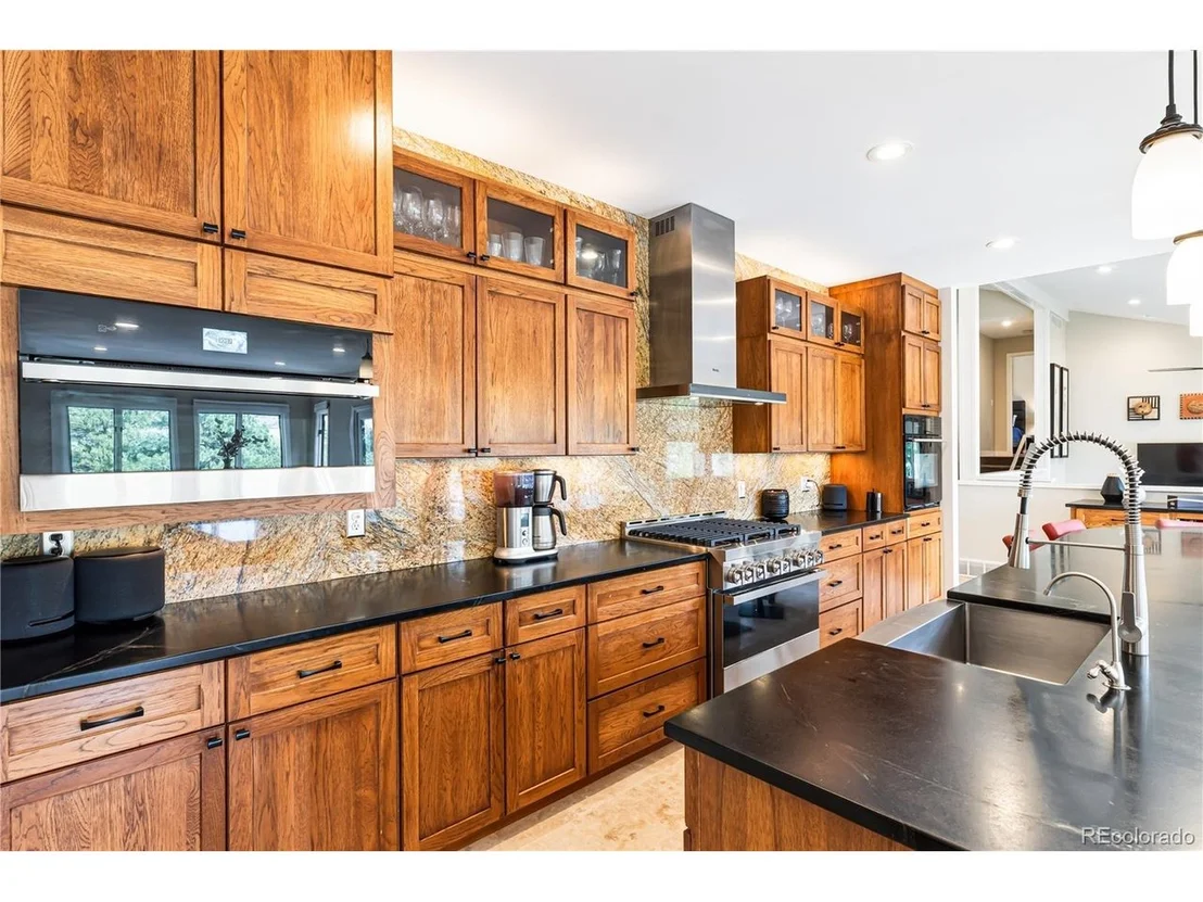 Photo of 5590 Crestbrook Dr