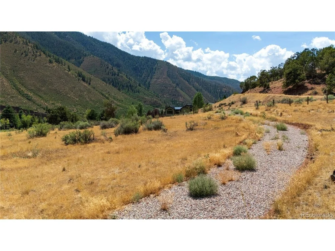 Photo of 1200 Frying Pan Rd