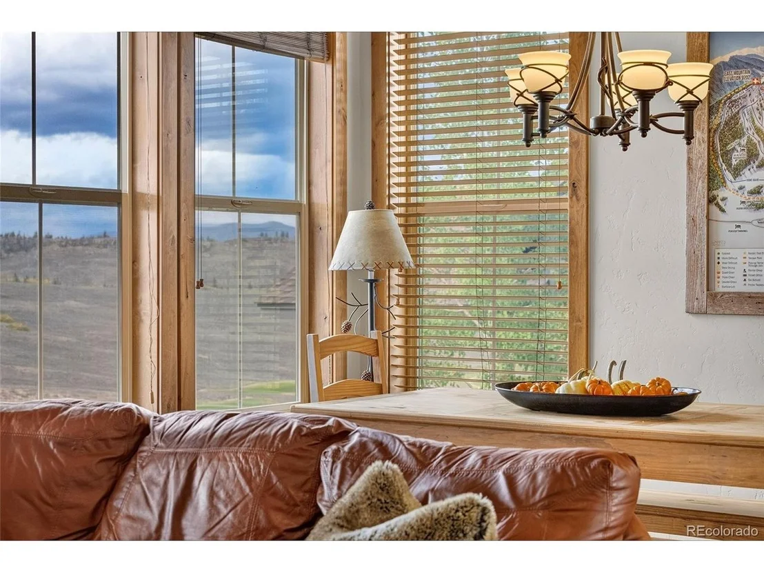 Photo of 103 Peak View Dr