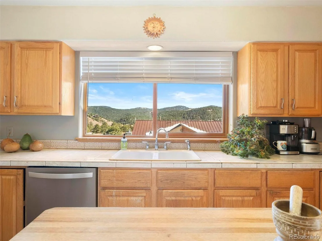 Photo of 27203 Sun Ridge Dr