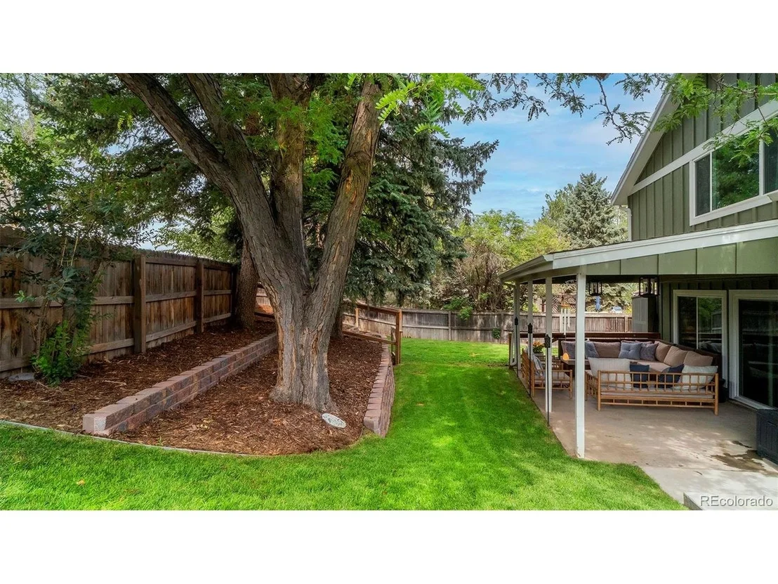 Photo of 10101 Zenobia Cir