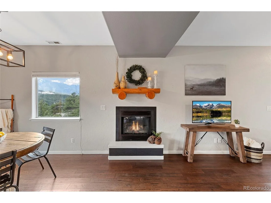 Photo of Unit H at 305 Virginia Rd