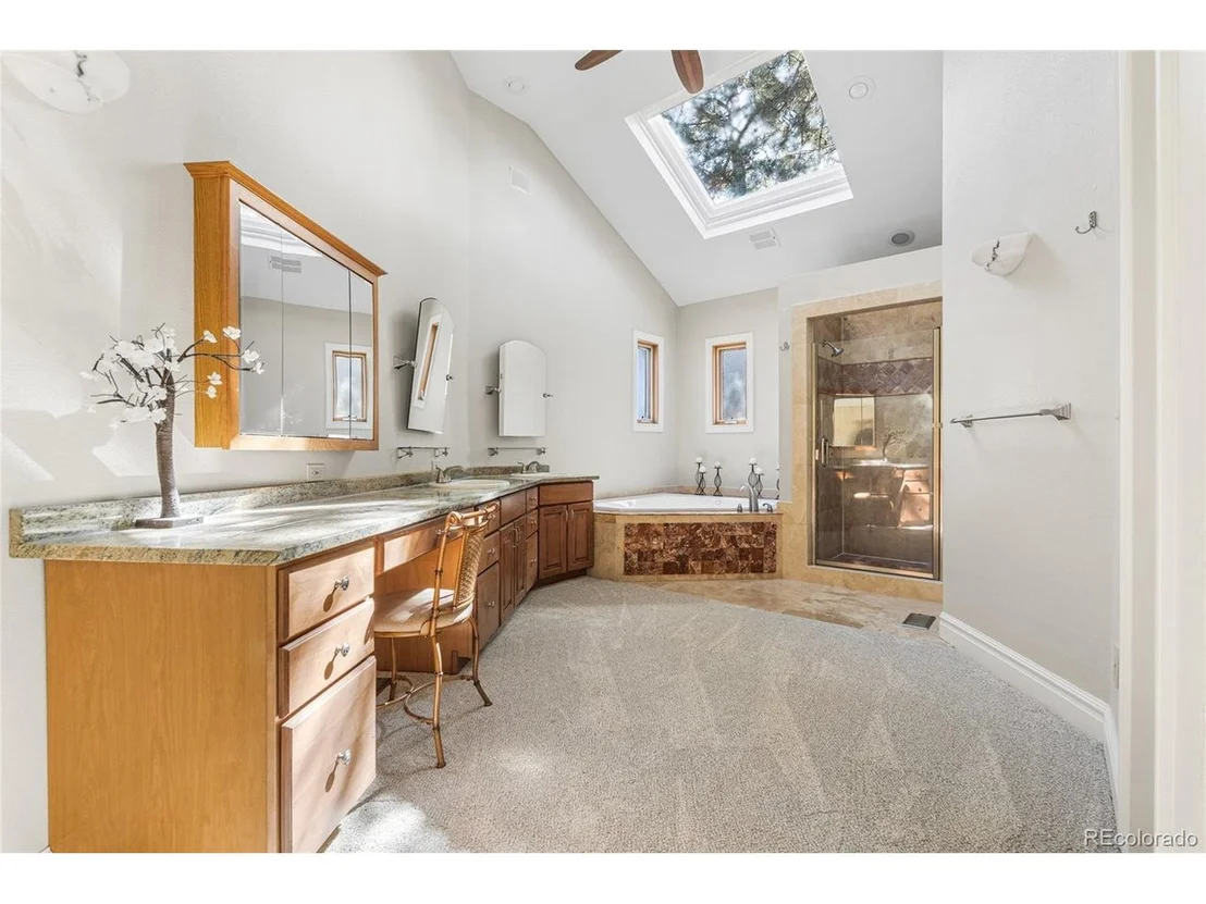 Photo of 1657 W 115th Cir