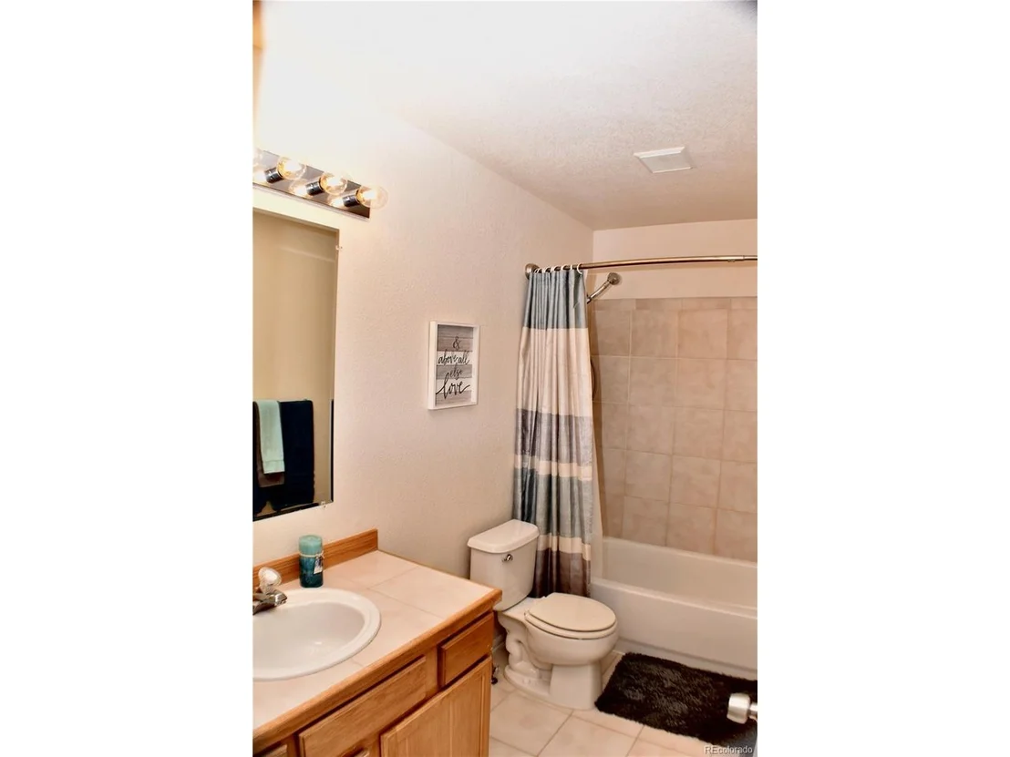 Photo of 808 Pitkin Way