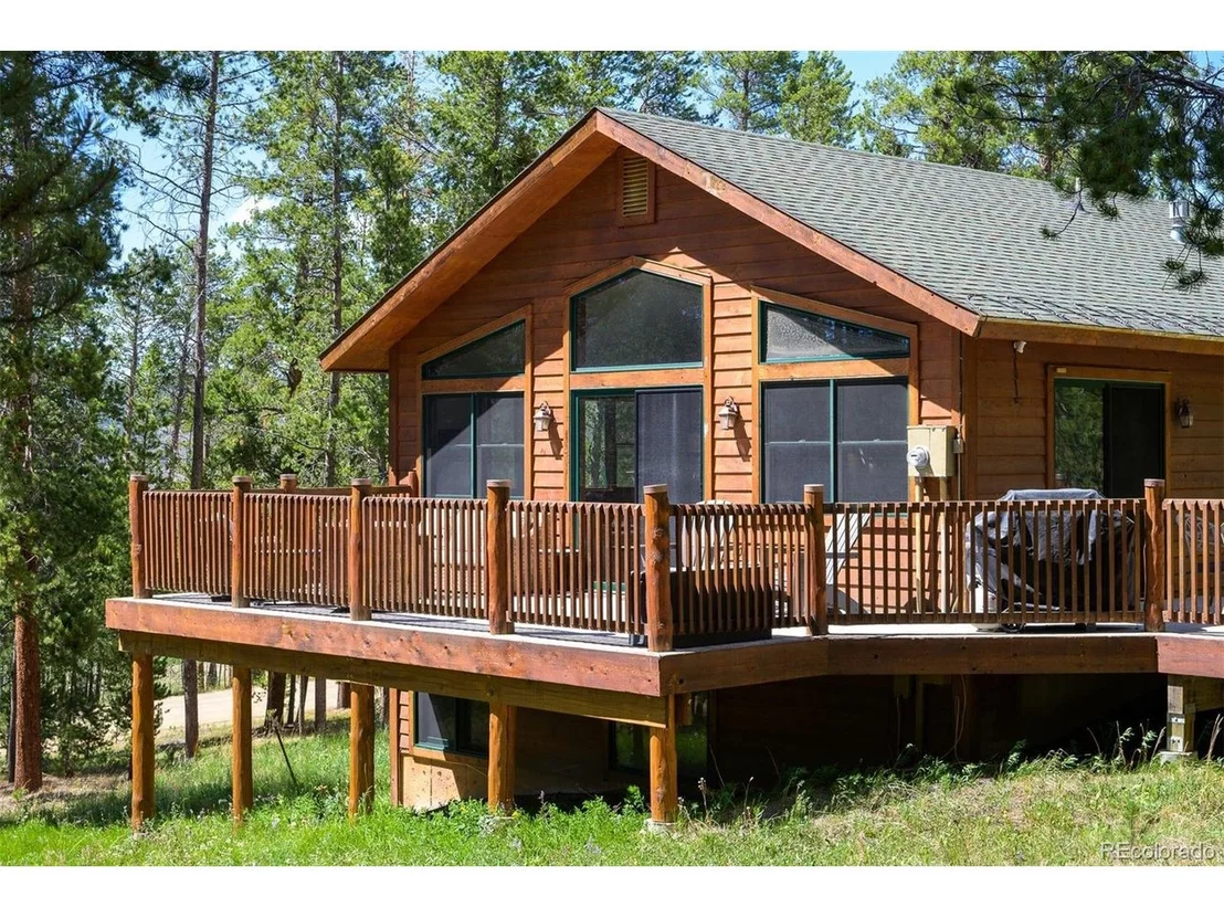 Photo of 72 Golden Dr