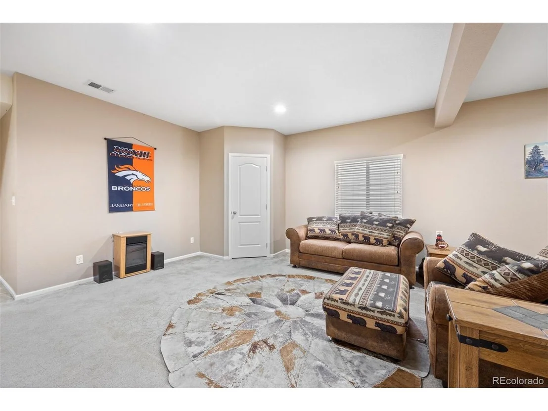 Photo of 541 Horseshoe Pl