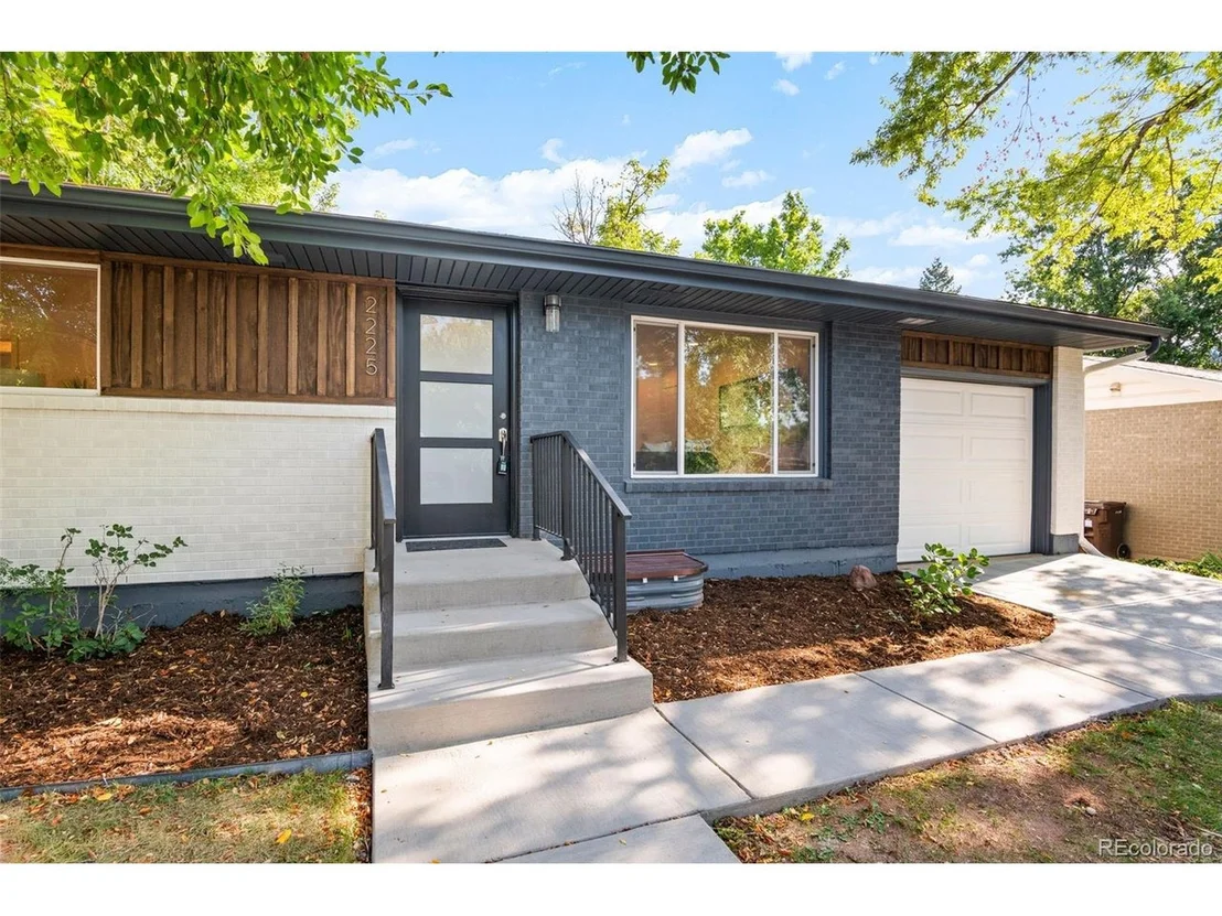 Photo of 2225 Floral Dr