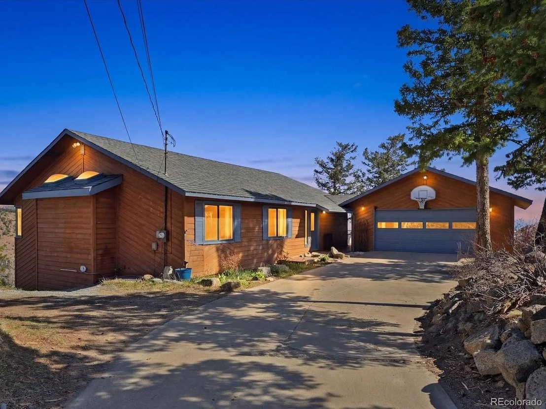 Photo of 345 Deer Trail Cir