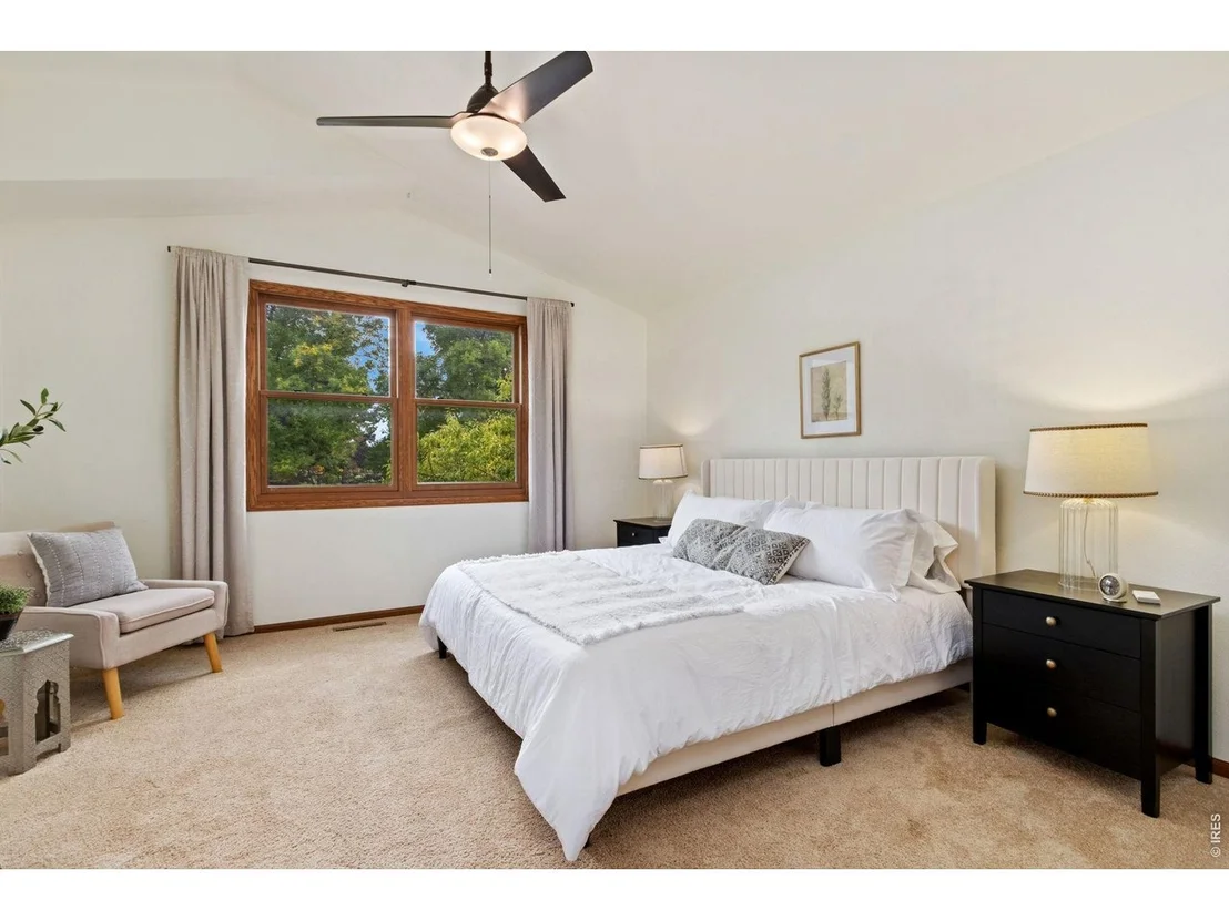 Photo of 1562 Faraday Cir