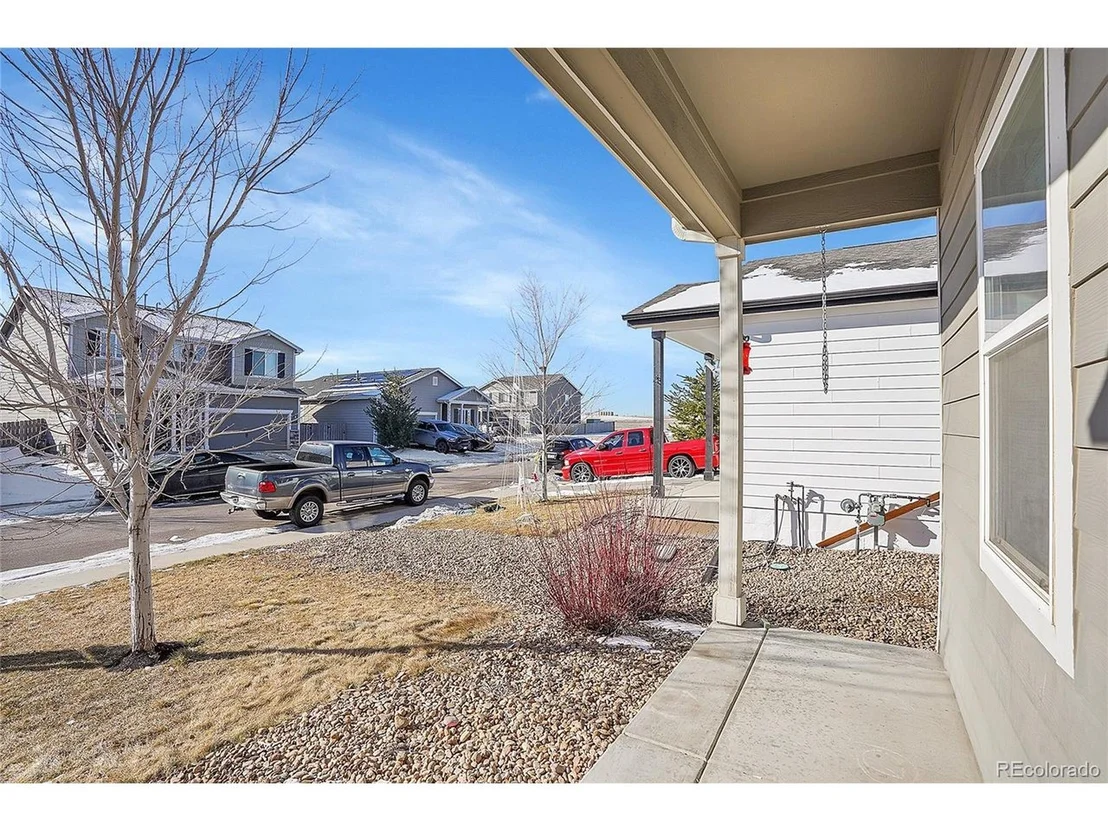 Photo of 567 Solano Dr