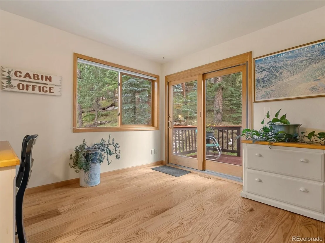 Photo of 27336 Mountain Park Rd