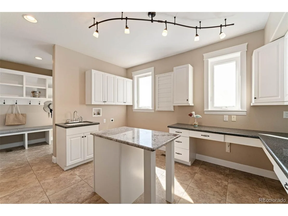 Photo of 12648 Waterside Ln