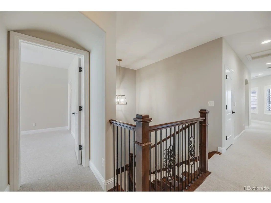 Photo of 2362 Spruce Way