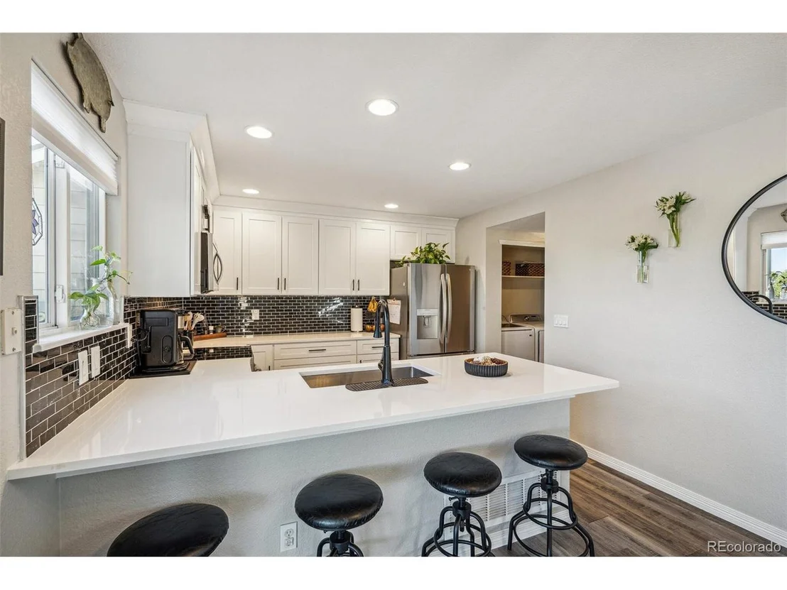 Photo of 10533 Taylor Ave