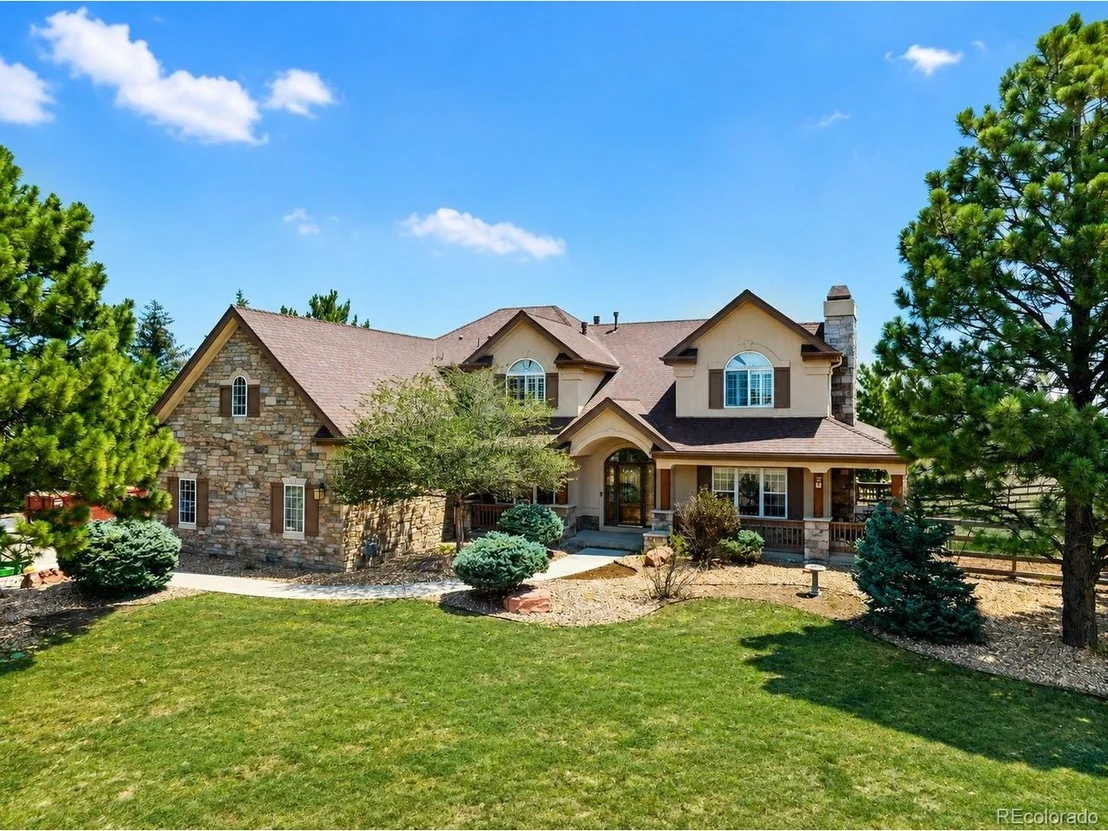 Photo of 213 Scotch Pine Cir