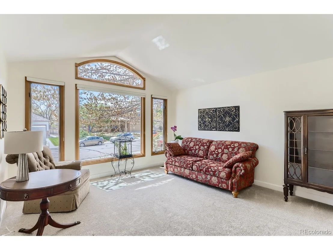 Photo of 2245 Bluebird Dr