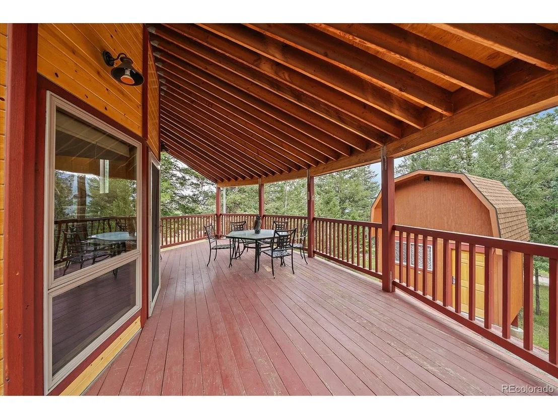 Photo of 475 Circle Dr