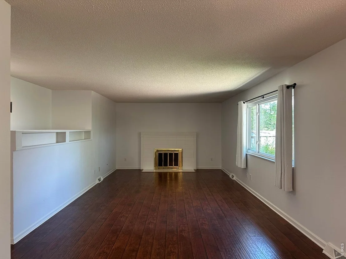 Photo of 621 39th Ave