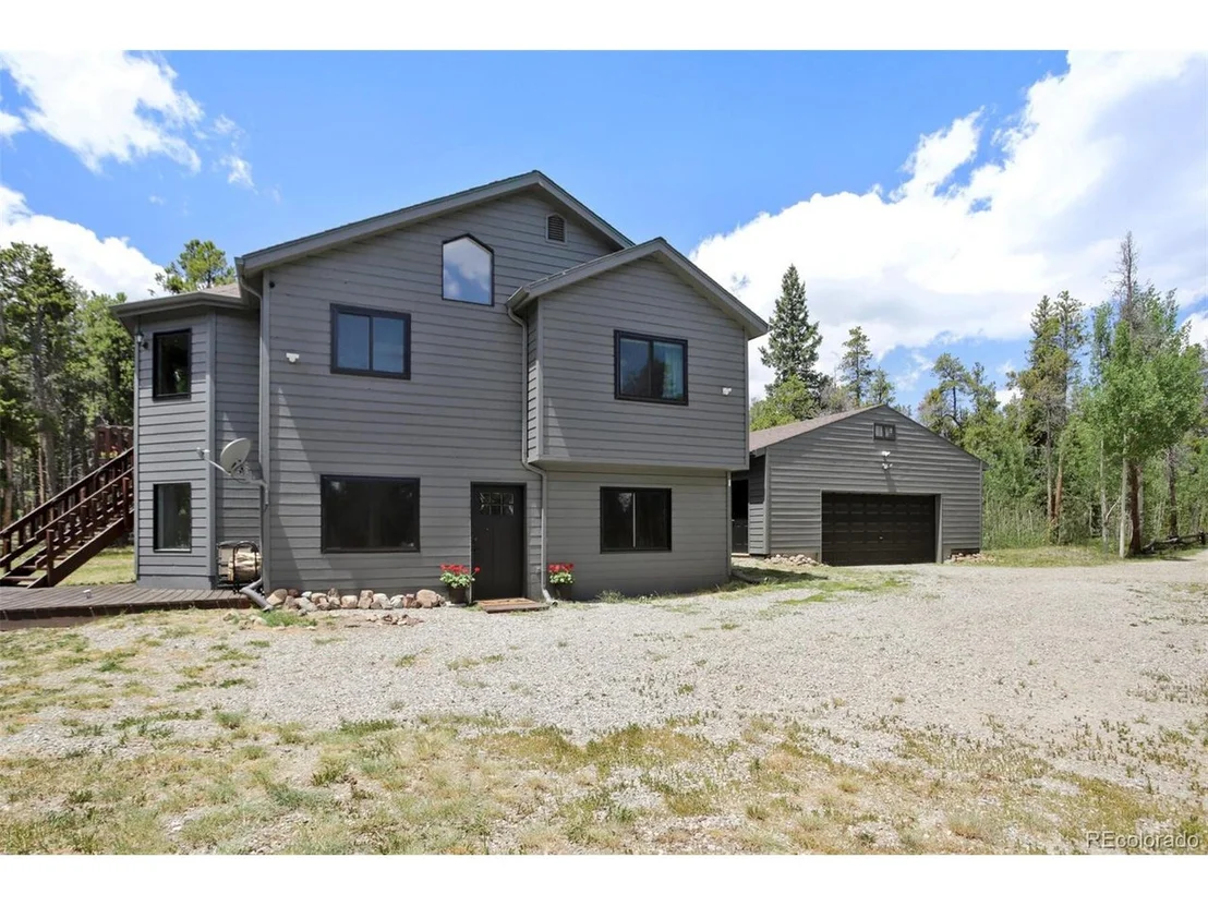 Photo of 1110 Circle 73