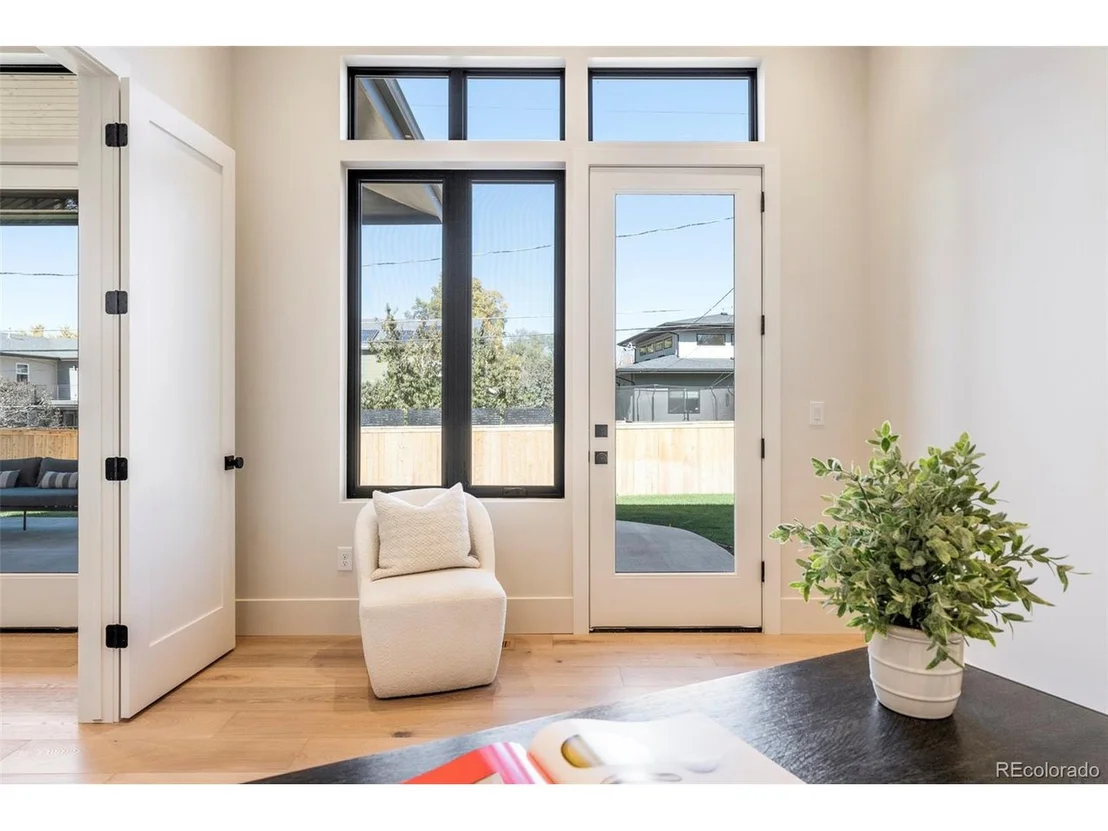 Photo of 4671 Highline Pl