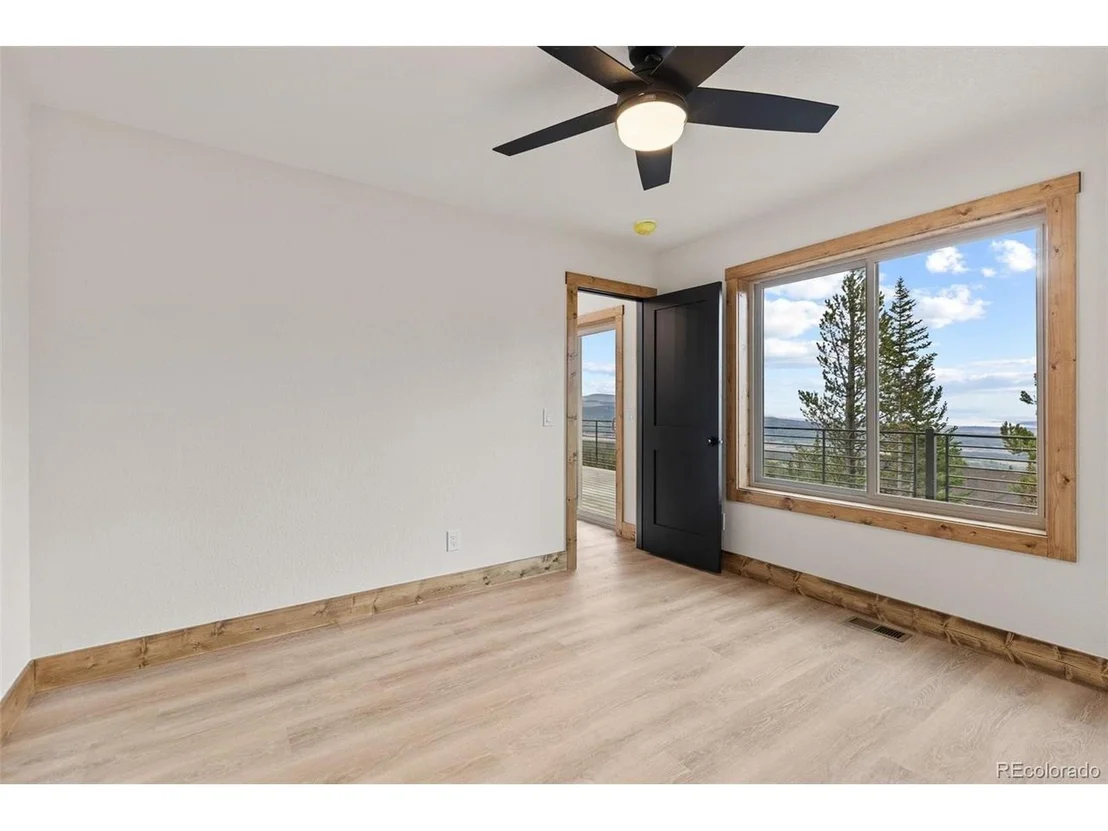 Photo of 385 Silverheels Pl