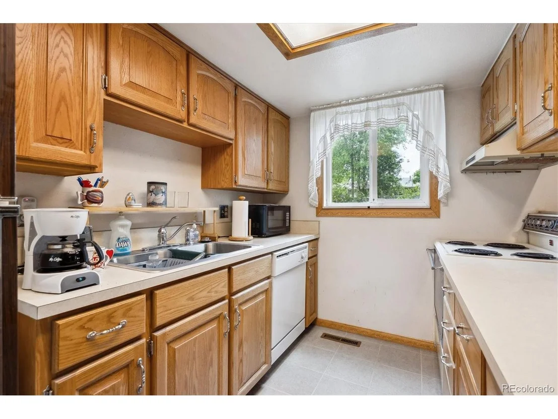 Photo of 8552 Gray Ct