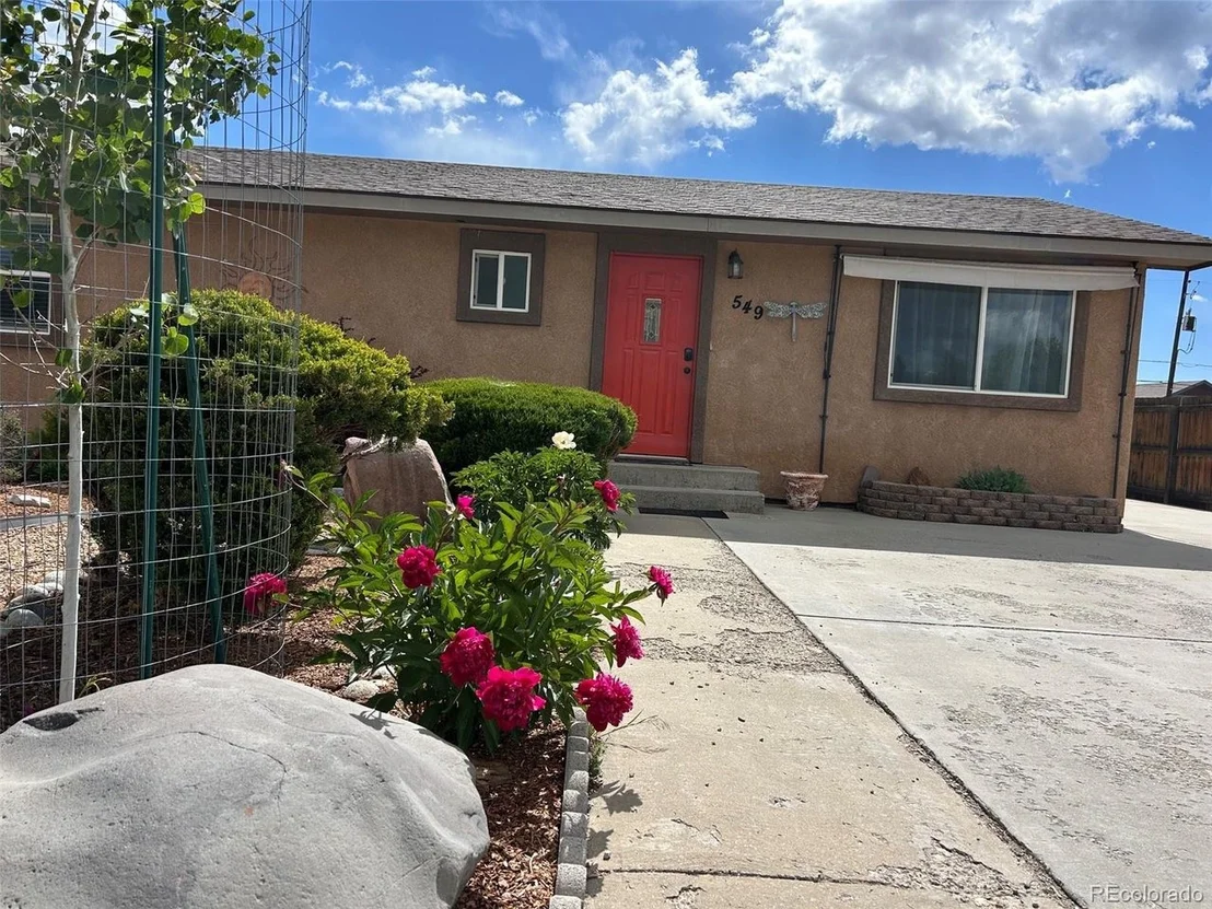 Photo of 549 Blake St