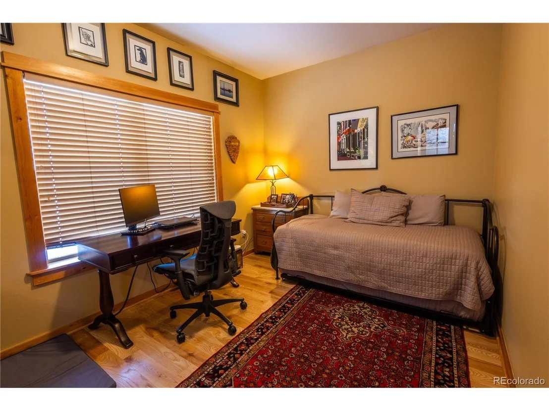 Photo of 413 Park Ave