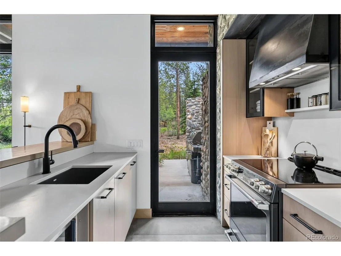 Photo of 2383 Tiger Rd