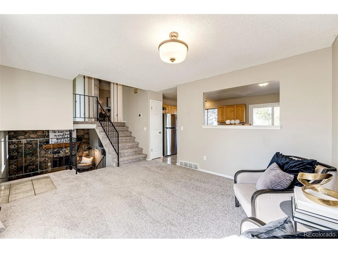 Photo of 11037 Donley Dr